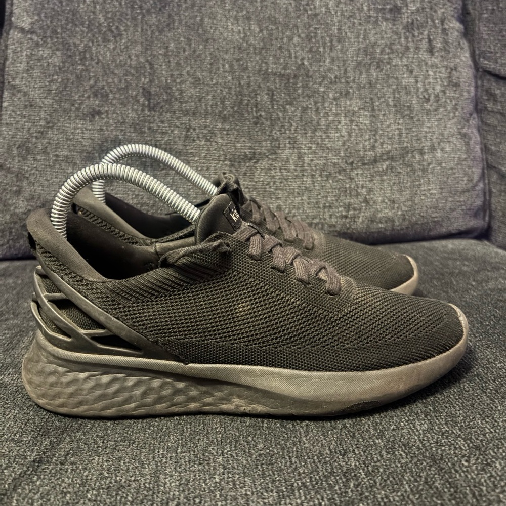 Kizik women’s Athens Shoes Blackout K1FCDATHBK02-1D Size Men’s 6.5 Women’s 8